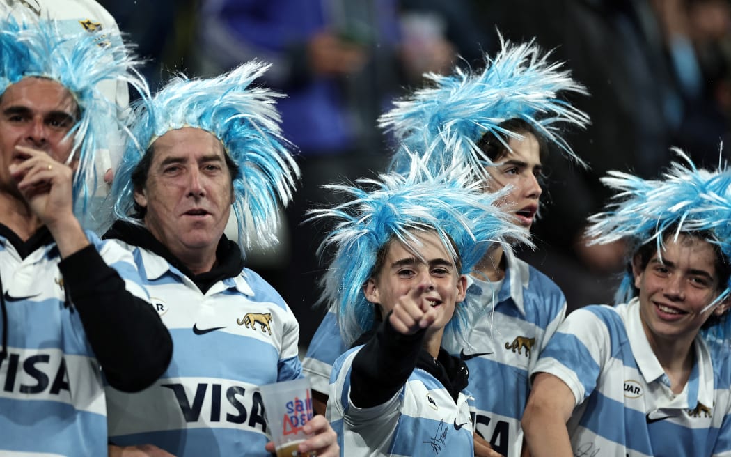 Argentina's supporters gesture prior to the France 2023 Rugby World Cup semi-final match between Argentina and New Zealand at the Stade de France in Saint-Denis, on the outskirts of Paris, on October 20, 2023. (Photo by FRANCK FIFE / AFP)