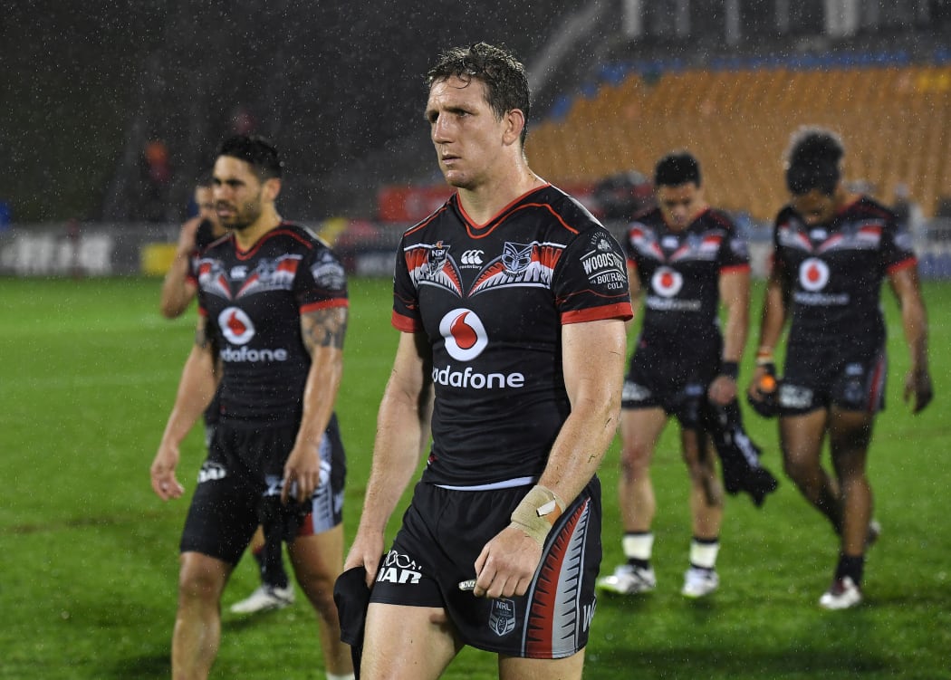New Zealand Warriors end disappointing 2016 season with a 40-18 loss to the Eels
