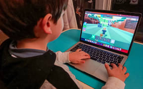 FRANCE, PARIS, 2024-01-24. Illustration of a child boy playing on the computer. Playing Roblox on the family computer. Screen and children.
FRANCE, PARIS, 2024-01-24. Illustration d un enfant garcon qui joue a l ordinateur. Jouer a Roblox sur l ordinateur de famille. Ecran et enfants.
Photography by Riccardo Milani / Hans Lucas (Photo by Riccardo Milani / Hans Lucas / Hans Lucas via AFP)