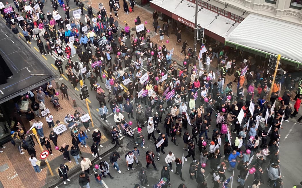 Protesters march up Willis St.