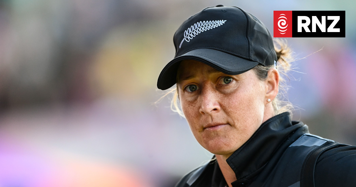 Sophie Devine: "'The fielding has been pretty poor" - Vimarsana News