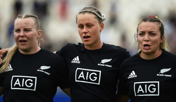 Black ferns L-R Phillipa Love, Chelsea Alley, Renee Holmes. 2020.