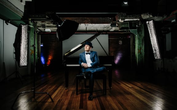 Pianist Simon Tedeschi