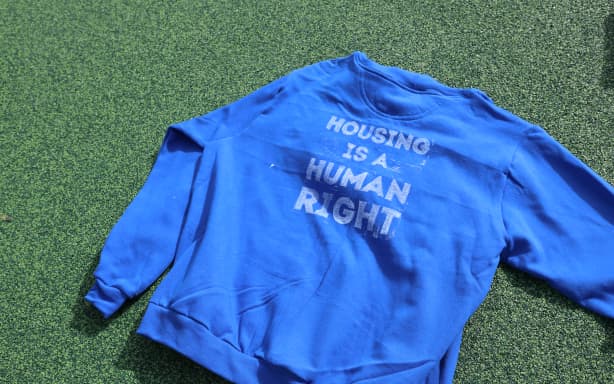Youth advocates urge rangatahi to vote as homelessness concerns grow | RNZ