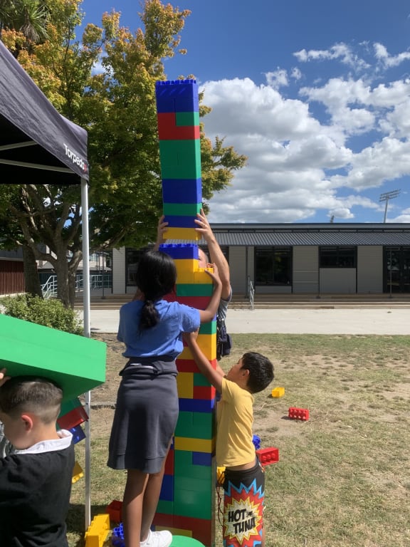 Kids taking part in the Te Huarahi Hou programme.