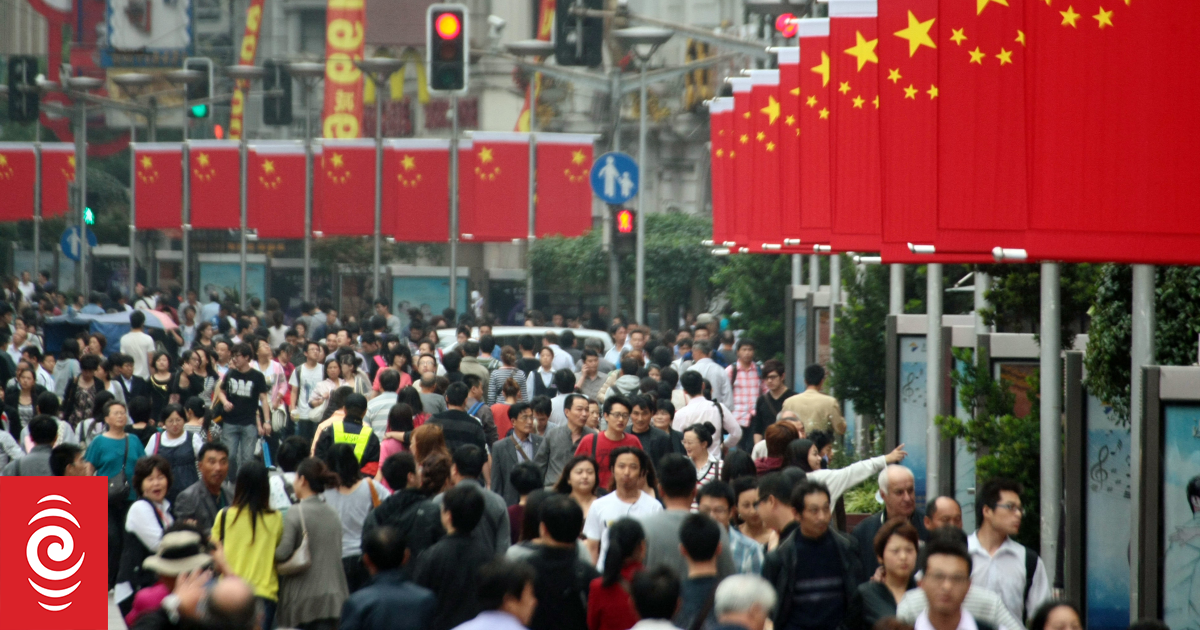 4K9KW29_AFP__20140703__20110930_34126__v1__HighRes__ShanghaiNanjingRoadShoppingStreet_jpg?_a=BACCd2AD