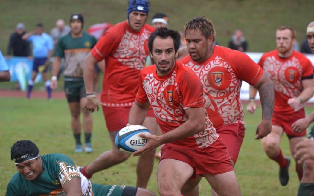 Tahiti outscored the Cook Islands two tries to none.