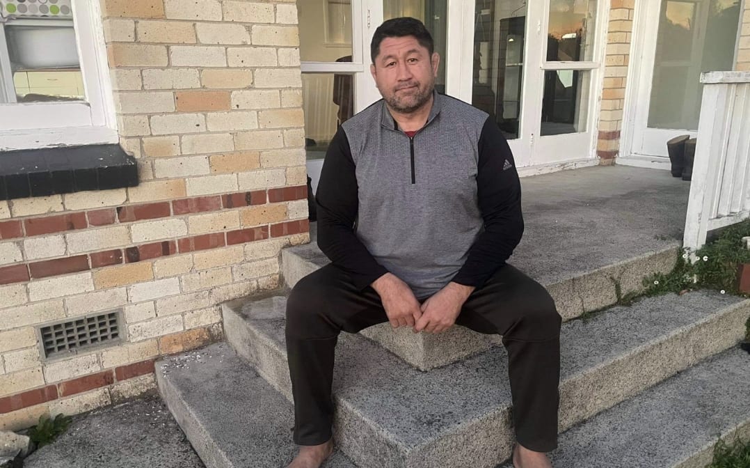 Tanirau Manawaiti at his home in Te Kūiti where he invites whānau and friends for a kōrero on local democracy.