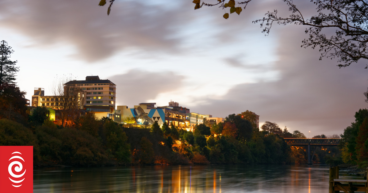 Hamilton hot days a risk to public health