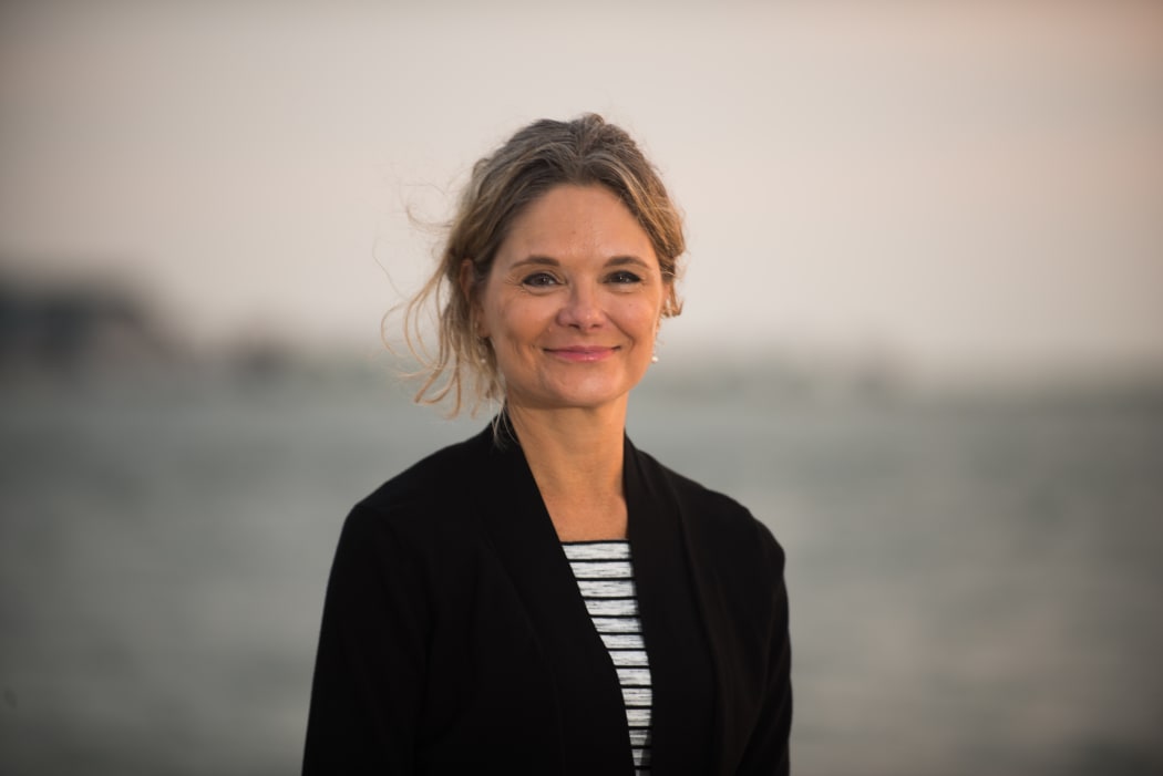 Dr Natalie Schilling