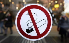 no smoking sign