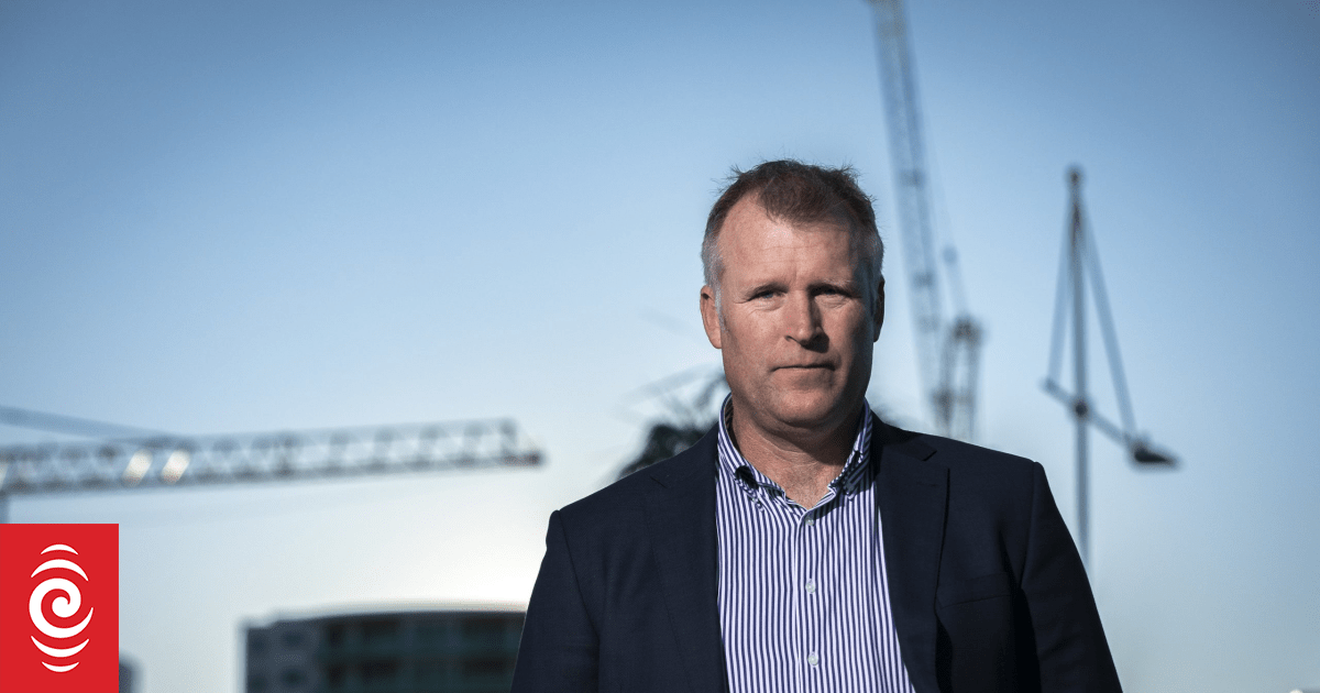 Mahé Drysdale still not living in Tauranga after seven months as mayor