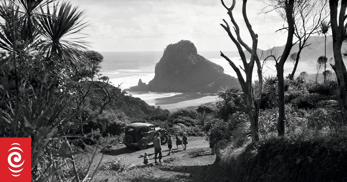 A glimpse at 175 years of New Zealand photography | RNZ