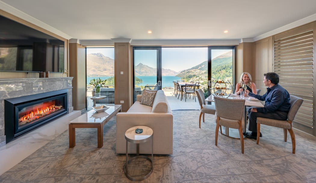 Living space in The Eagles Nest at The Carlin hotel