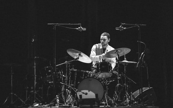Myele Manzanza