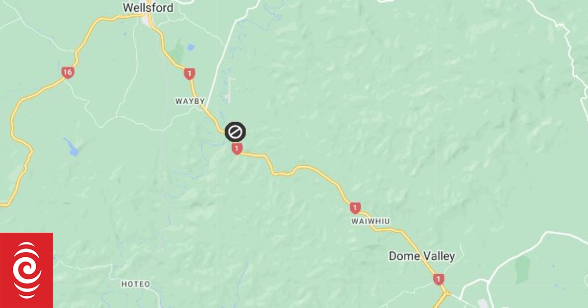 SH1 south of Wellsford reopens after rockfall forced closure RNZ News