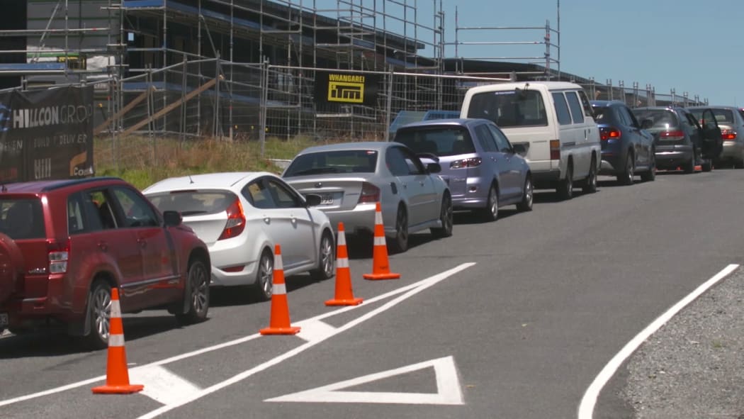 Queues in Northland for Covid-19 tests after news of a new community case.