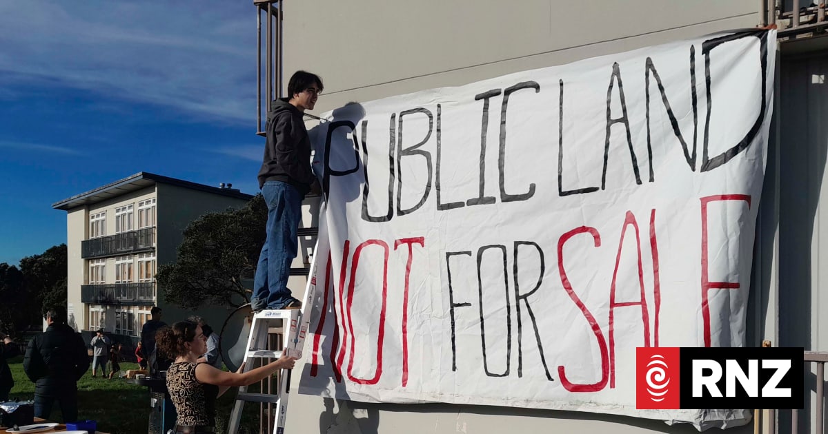 Residents stage sleep-out at empty Kāinga Ora block to be sold