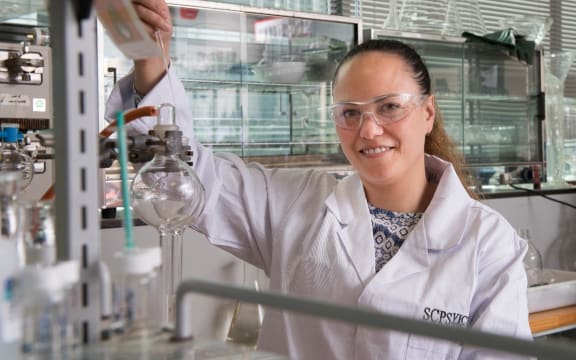 Dr. Helen Woolner, 2020 biennial Zonta science award winner