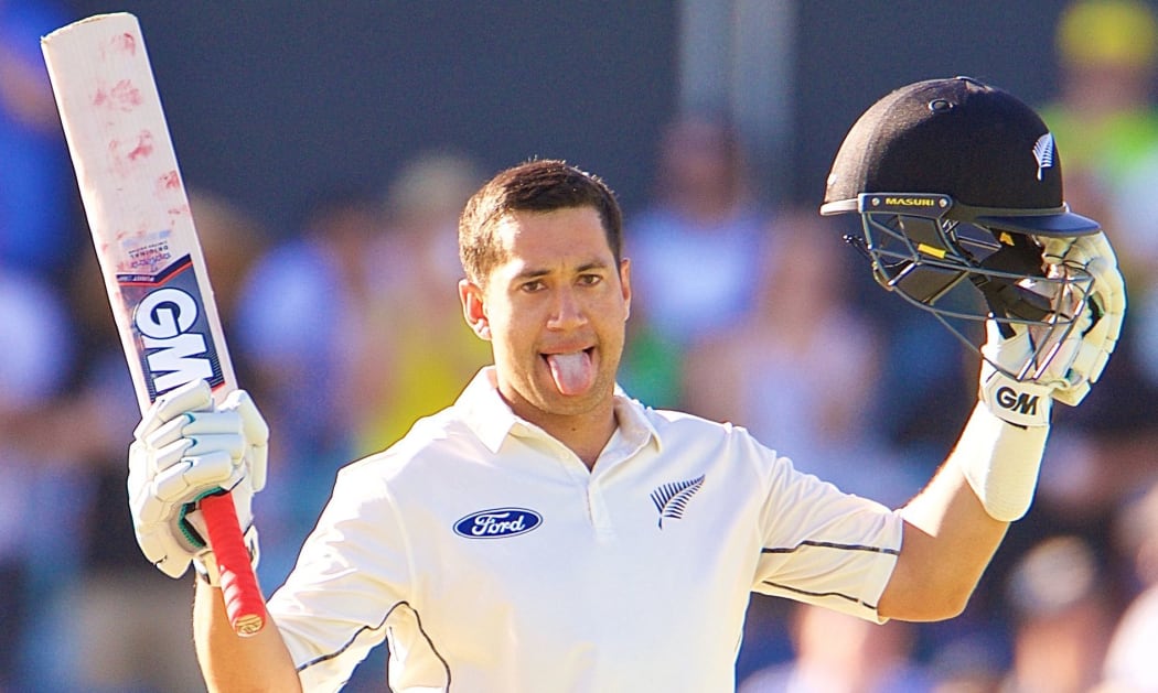 Ross Taylor celebrates his double century, Perth, 2015.