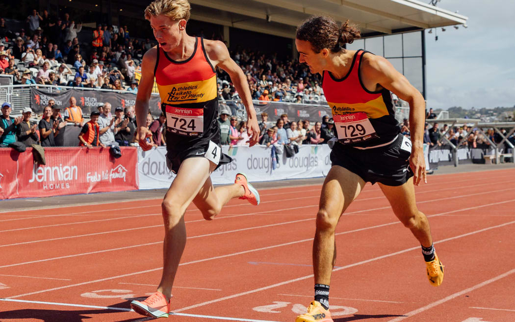 Ben Ruthe and Sam Tanner finished identically at the 1500m.