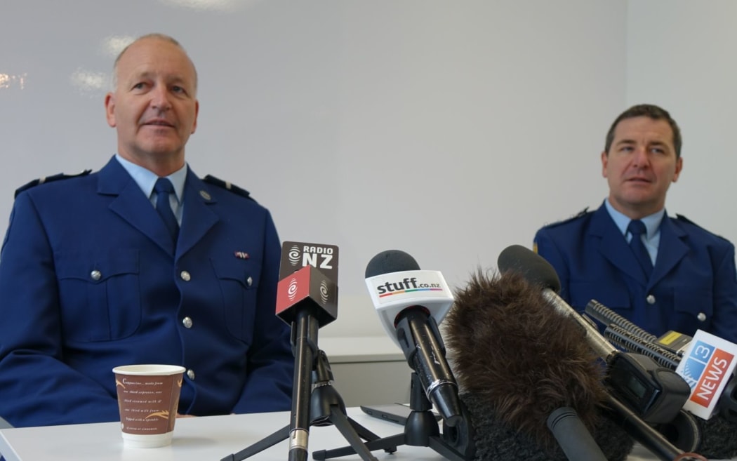 Senior Constable Adrian Oldham,  left, and Western Bay of Plenty area commander Inspector Clifford Paxton.
