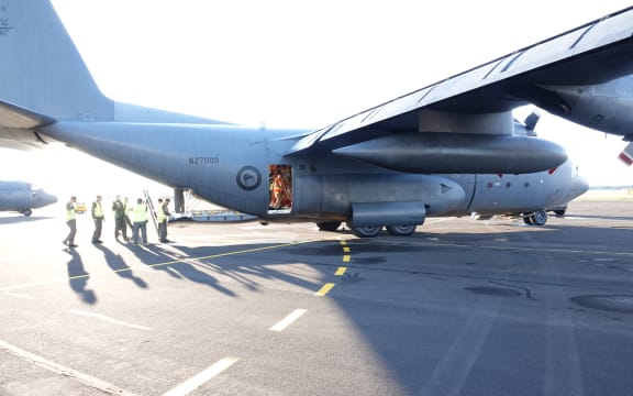 The Hercules is prepared for its training mission. Whenuapai-based 40 Squadron is spending a fortnight at Ōhakea air base in Manawatū for to hone skills and precision in dropping supplies from aircraft.