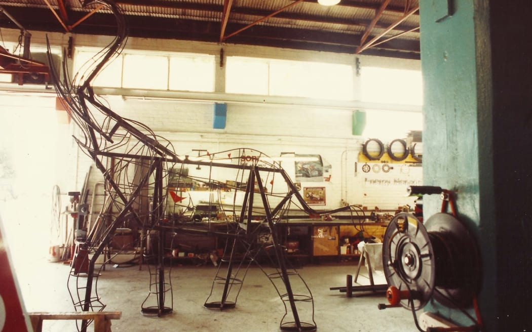 The elephant takes shape in Harmen Hielkema's workshop. Photo: Harmen Hielkema