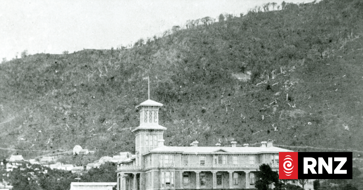 The House: Victorian Parliament amid slum, disease, fires and illegal demolition