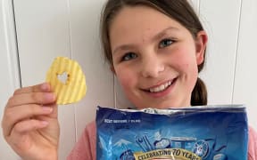The auction of Bianca McPherson's heart shaped holed potato has raised $20,000 for Starship Children's Hospital.