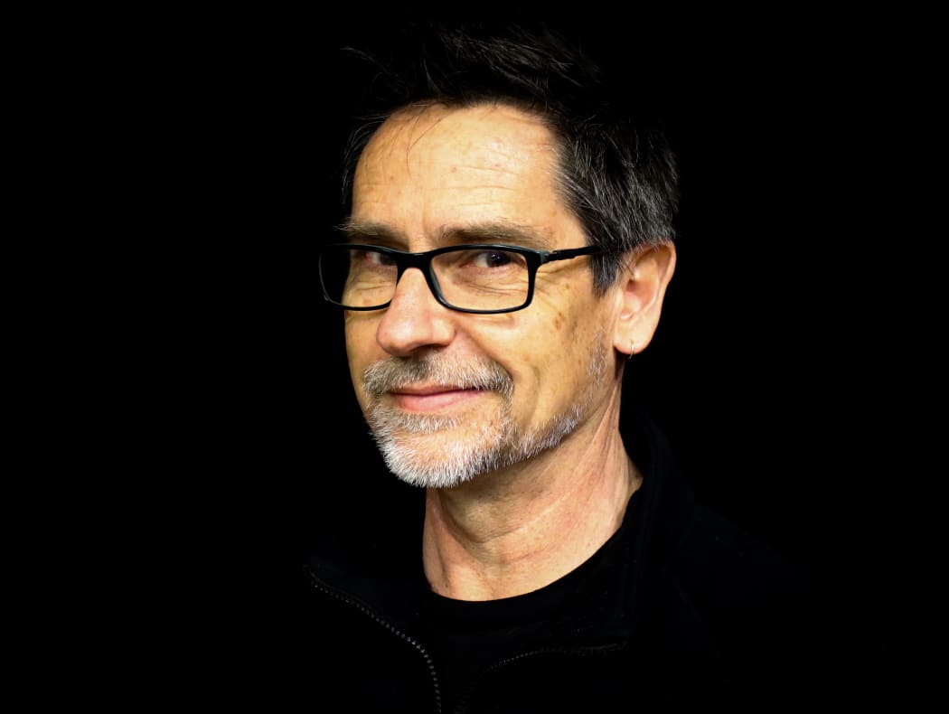 Dr Graham Sattler