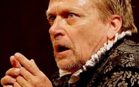 Michael Hurst's solo show No Holds Bard