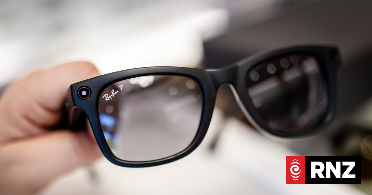 Uni student caught wearing smart glasses in exam
