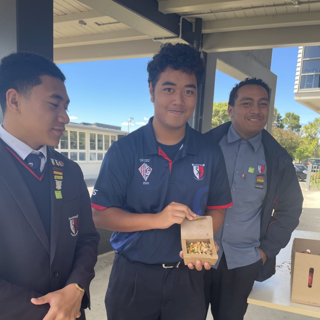 Kelston Boys' High School lunches