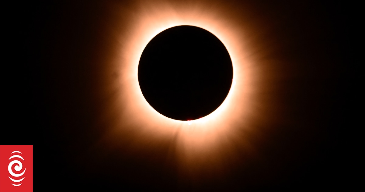 In pictures: Solar eclipse across North America | RNZ News