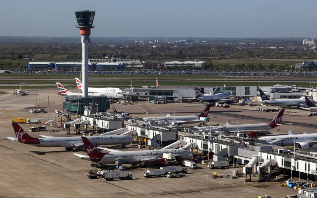 Planes collide at Heathrow, no one hurt