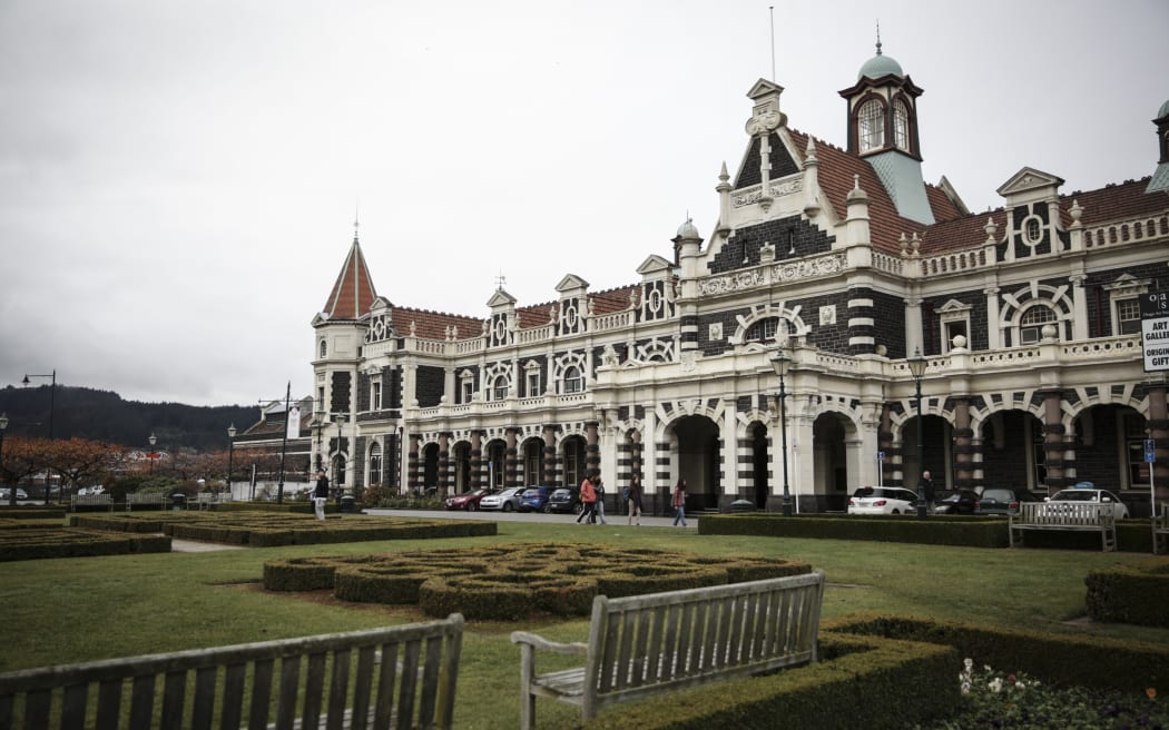Dunedin Train Station