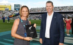 Rebecca Rolls with NZC chair Greg Barclay.