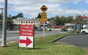 A sign for Covid-19 testing in Kawakawa.