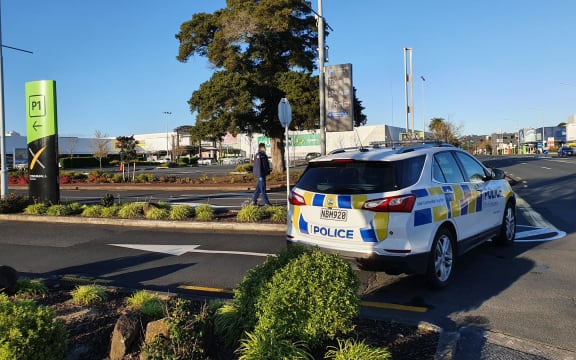Police at LynnMall, New Lynn, Auckland - 4 September 2021