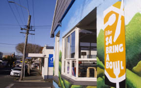 The Bowling Club in the southern suburb of Caversham in Dunedin dishes up to 1000 main meals a day with just 14 staff and a $4 price tag.