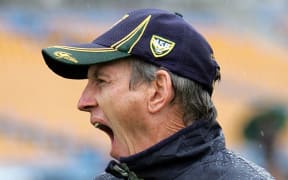 Wayne Bennett back in 2005 when he was the coach of Australia at a Kangaroos training session at the then-Ericsson Stadium, Auckland. Photo : Andrew Cornaga/PHOTOSPORT