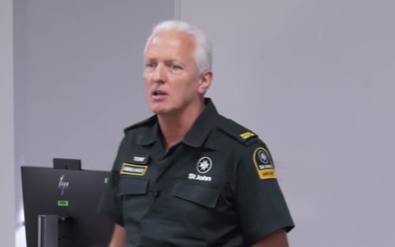 Dr Tony Smith