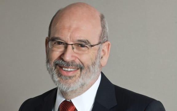 Sir Peter Gluckman.