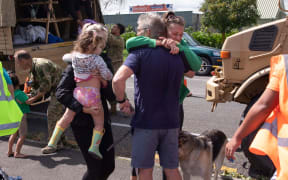 Defence Force brings evacuees from Waiohiki to Hastings sports centre