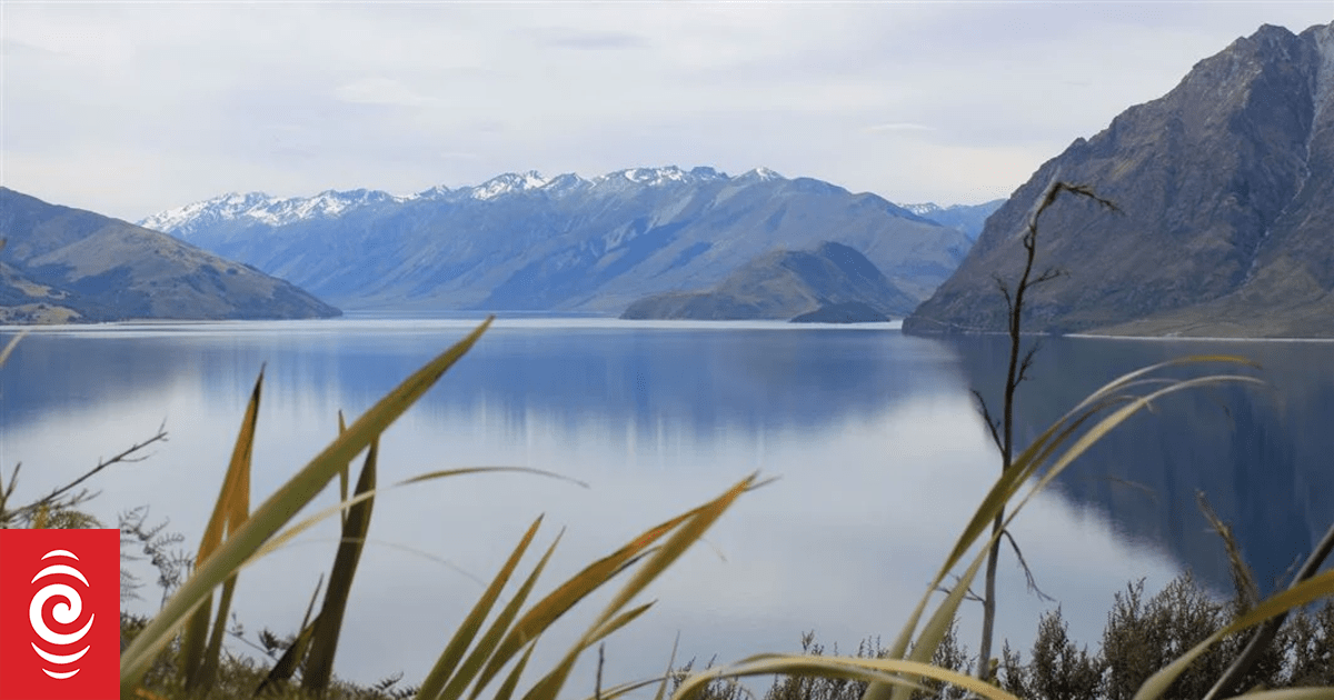 Contact Energy scales back controversial Lake Hāwea plan