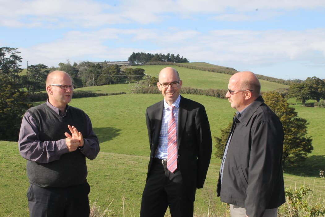 Franklin Local Board chairman Andy Baker, Ryman Healthcare managing director Simon Challies and Ryman regional construction manager David Gibson at the Valley Rd site.