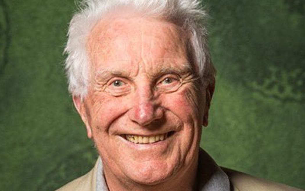Ray Henwood