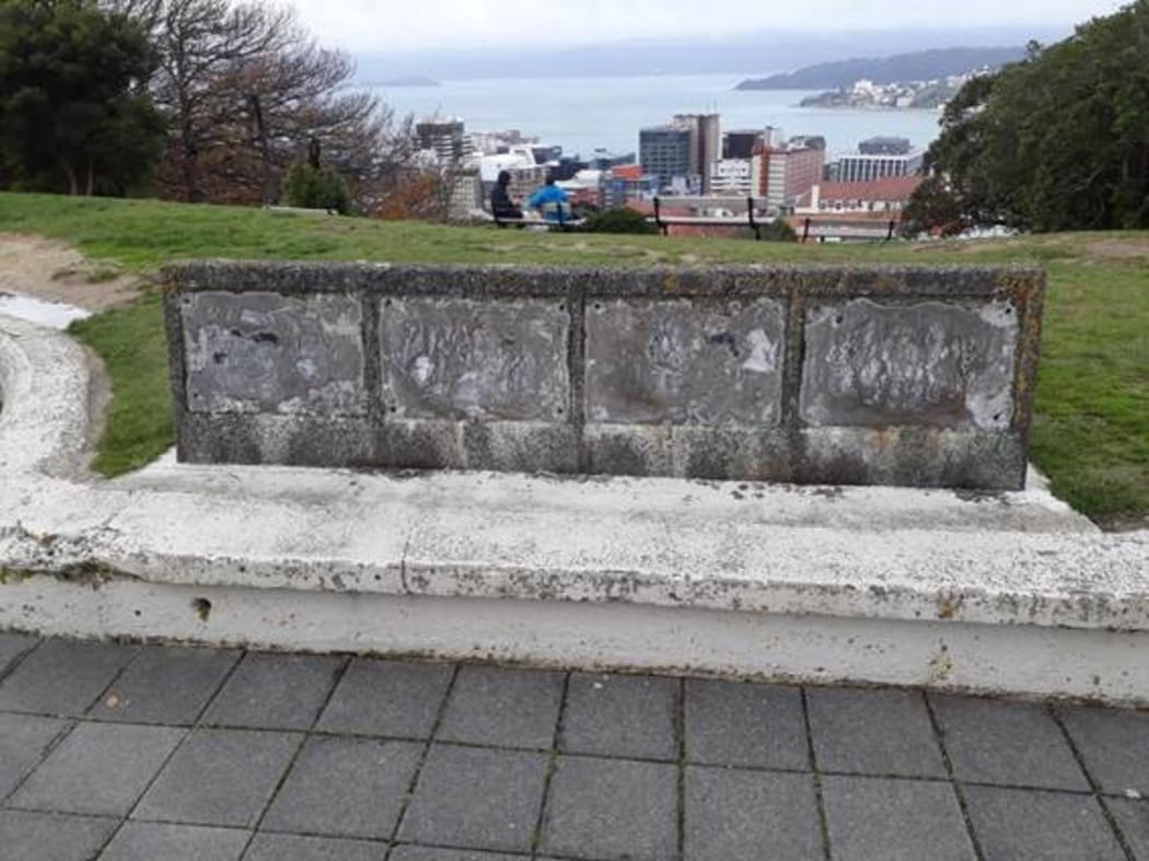 A number of bronze plaques were stolen from Wellington's Botanic Garden.