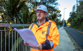AT Road Maintenance Manager Johan Swanepoel surveys some of the works along Scenic Drive.